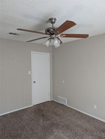 10124 Lone Eagle Drive, Fort Worth, TX 76108