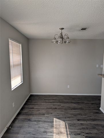 10124 Lone Eagle Drive, Fort Worth, TX 76108