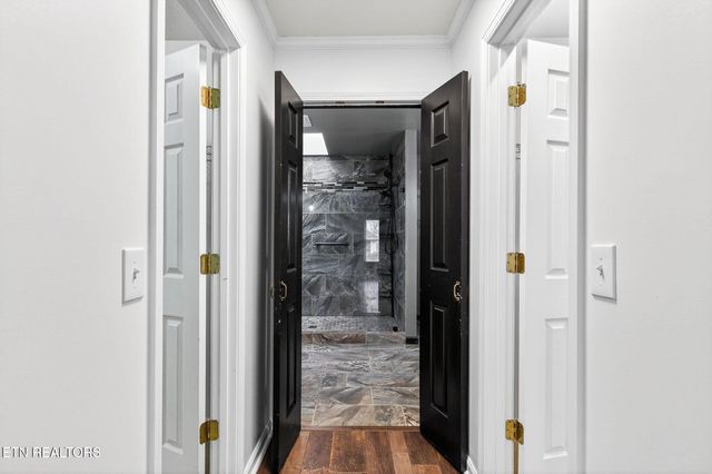 15 Ridge Crest Circle, Crossville, TN 38558