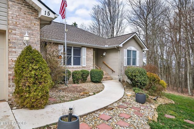 15 Ridge Crest Circle, Crossville, TN 38558