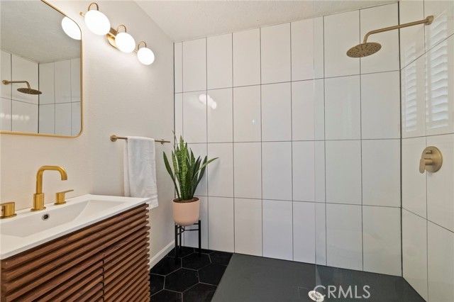 20018 Pine Mountain Drive, Groveland, CA 95321