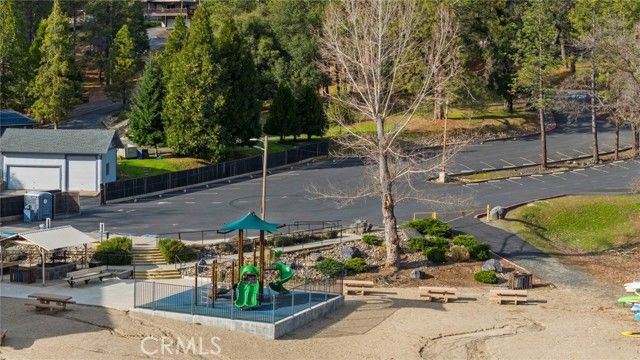 20018 Pine Mountain Drive, Groveland, CA 95321
