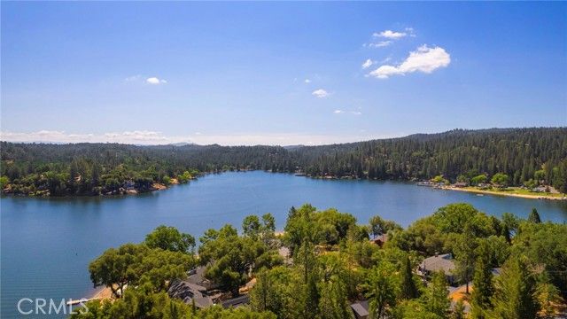 20018 Pine Mountain Drive, Groveland, CA 95321