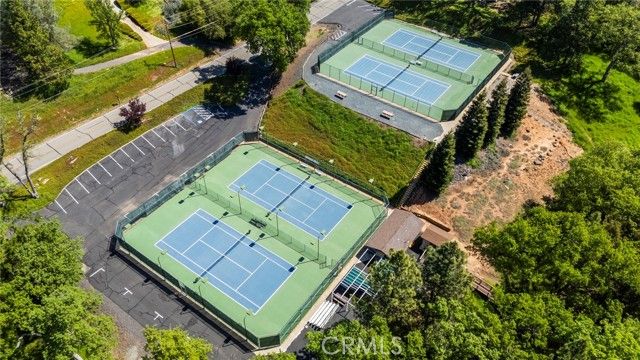 20018 Pine Mountain Drive, Groveland, CA 95321