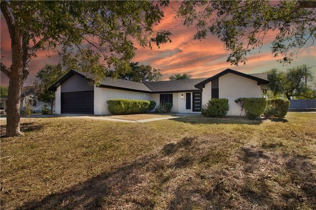 12129 Up River Road, Corpus Christi, TX 78410