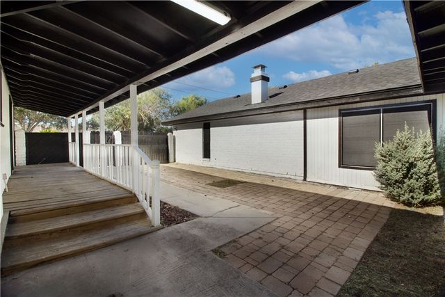 12129 Up River Road, Corpus Christi, TX 78410