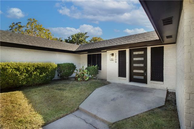 12129 Up River Road, Corpus Christi, TX 78410