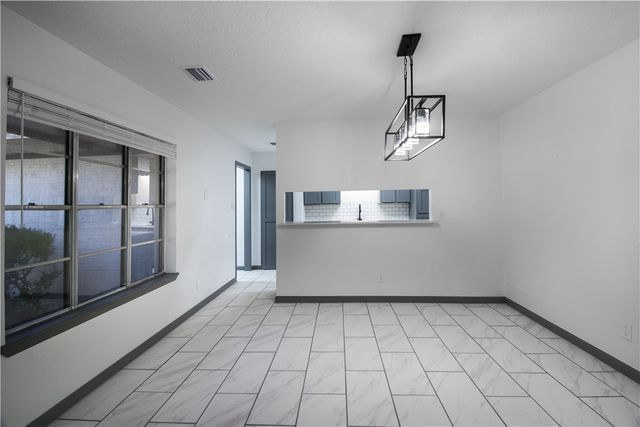 12129 Up River Road, Corpus Christi, TX 78410