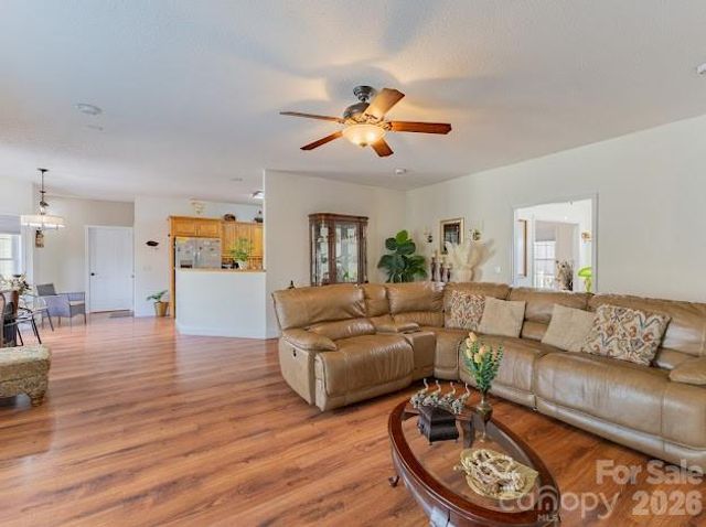 3131 Christie Road, Hudson, NC 28638