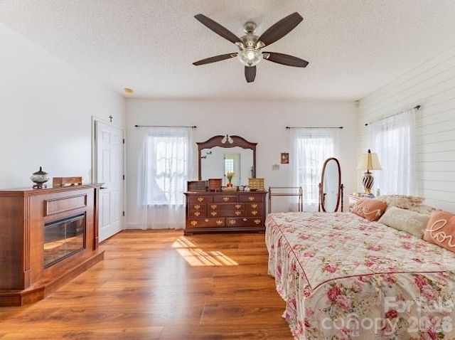 3131 Christie Road, Hudson, NC 28638