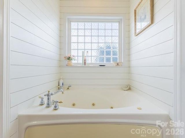 3131 Christie Road, Hudson, NC 28638