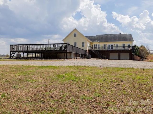 3131 Christie Road, Hudson, NC 28638