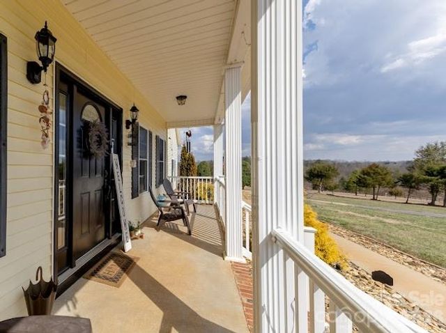 3131 Christie Road, Hudson, NC 28638