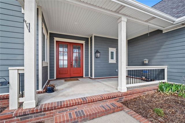 17999 Blue Springs Road, Fayetteville, AR 72703