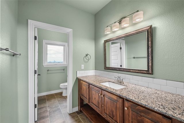 17999 Blue Springs Road, Fayetteville, AR 72703