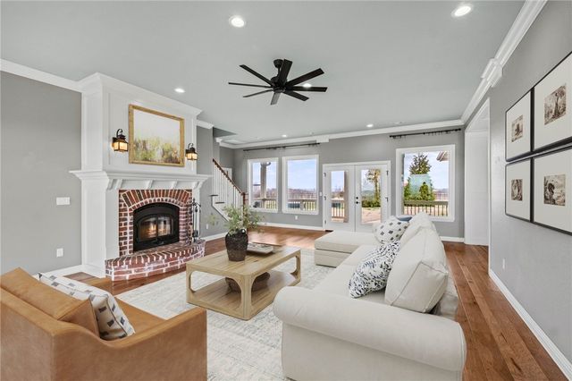 17999 Blue Springs Road, Fayetteville, AR 72703