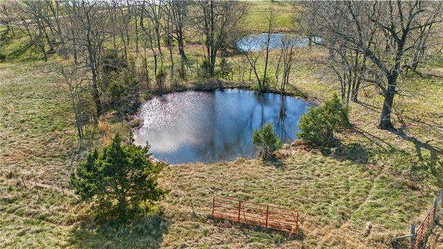 17999 Blue Springs Road, Fayetteville, AR 72703