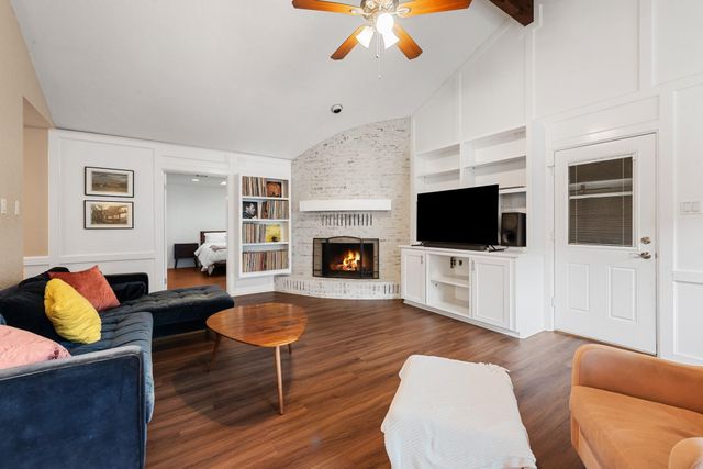 2907 Broadmoor Drive, Bryan, TX 77802