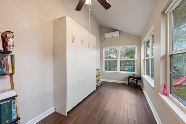 2907 Broadmoor Drive, Bryan, TX 77802