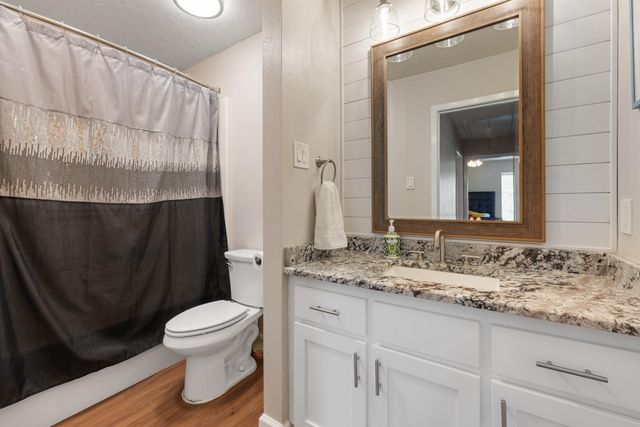 2907 Broadmoor Drive, Bryan, TX 77802