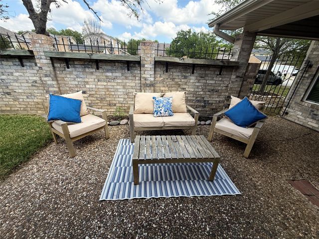 2907 Broadmoor Drive, Bryan, TX 77802