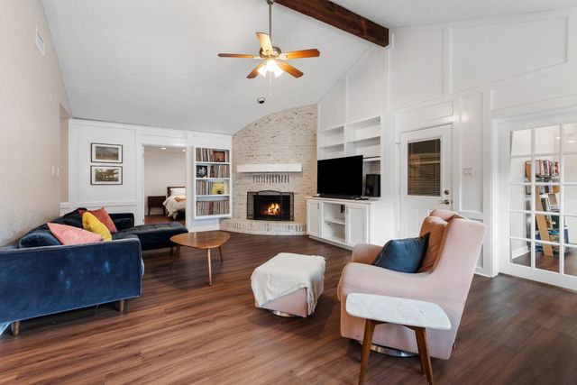 2907 Broadmoor Drive, Bryan, TX 77802