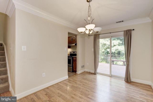 9816 OAKDALE WOODS CT, Vienna, VA 22181