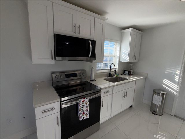 801 NORTH BOULEVARD W, Davenport, FL 33837