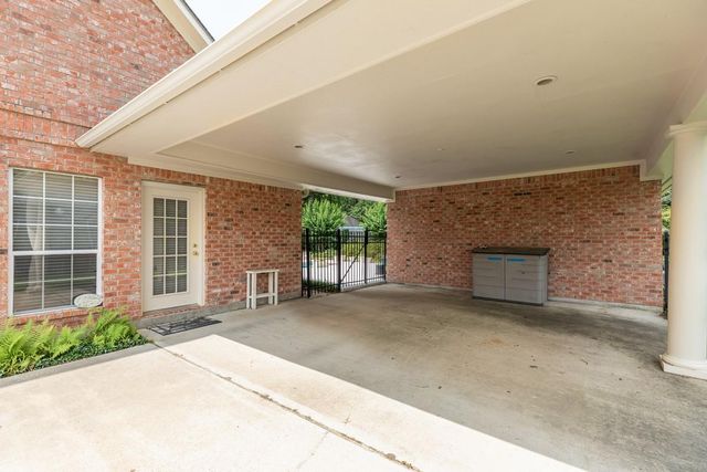 6302 Bentwater, Orange, TX 77632
