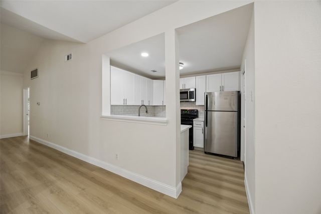 12660 Hillcrest Road 7205, Dallas, TX 75230