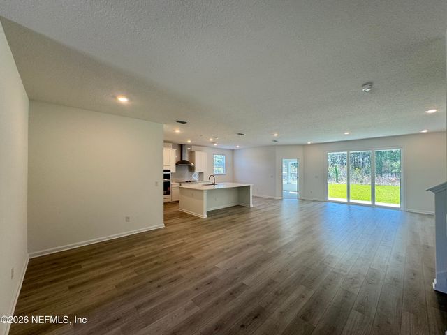 3690 AMERICANA Drive, Green Cove Springs, FL 32043