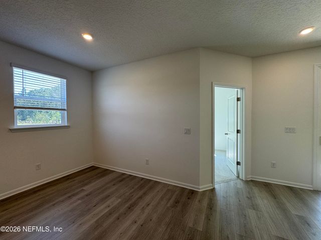 3690 AMERICANA Drive, Green Cove Springs, FL 32043