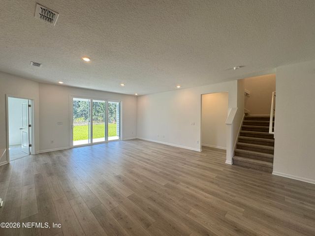 3690 AMERICANA Drive, Green Cove Springs, FL 32043