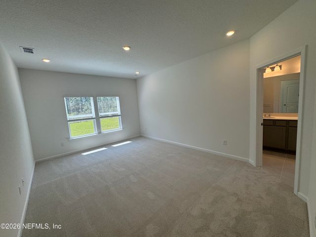 3690 AMERICANA Drive, Green Cove Springs, FL 32043