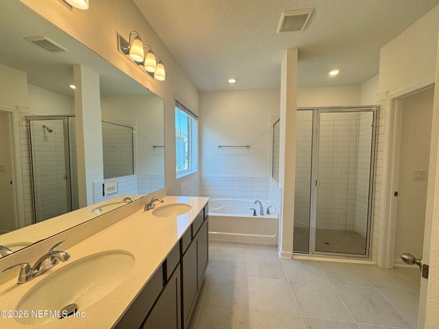 3690 AMERICANA Drive, Green Cove Springs, FL 32043