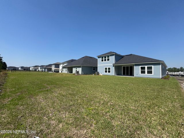 3690 AMERICANA Drive, Green Cove Springs, FL 32043