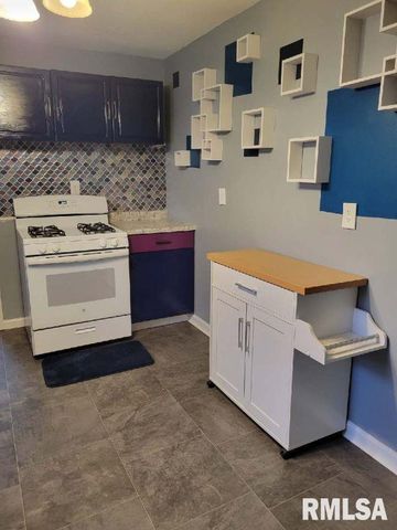 709 E COX Avenue, Peoria Heights, IL 61616