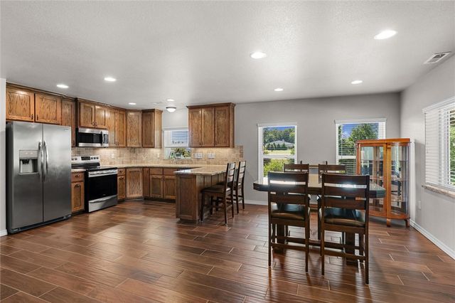 13817 N Mount Olive Road, Gravette, AR 72736