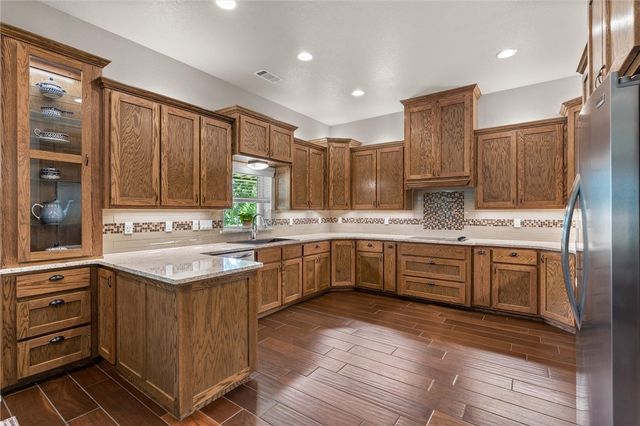 13817 N Mount Olive Road, Gravette, AR 72736