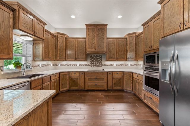 13817 N Mount Olive Road, Gravette, AR 72736