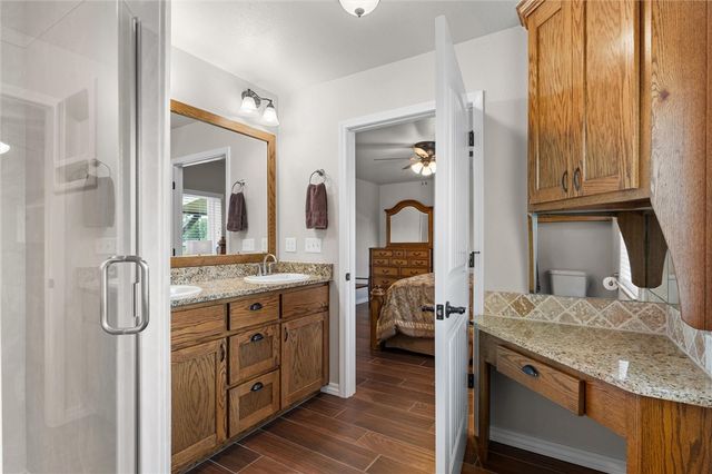 13817 N Mount Olive Road, Gravette, AR 72736