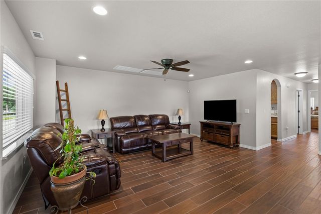 13817 N Mount Olive Road, Gravette, AR 72736