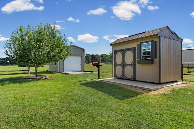 13817 N Mount Olive Road, Gravette, AR 72736