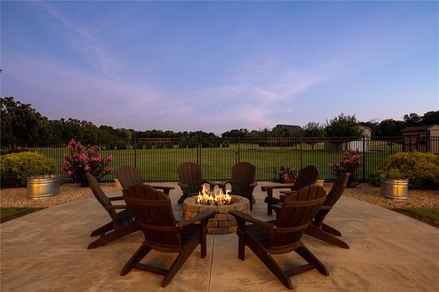 13817 N Mount Olive Road, Gravette, AR 72736