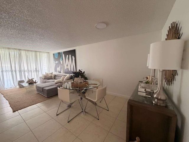 4733 NW 97th Court 45, Doral, FL 33178