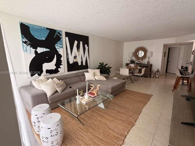 4733 NW 97th Court 45, Doral, FL 33178