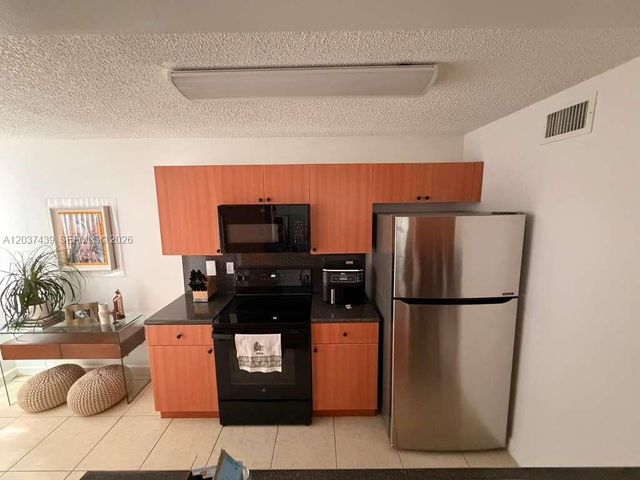 4733 NW 97th Court 45, Doral, FL 33178