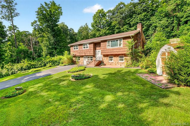 237 Old Church Road, Putnam Valley, NY 10579