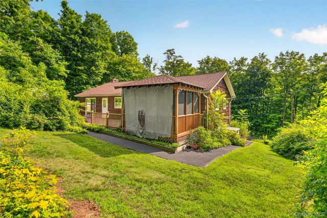 237 Old Church Road, Putnam Valley, NY 10579