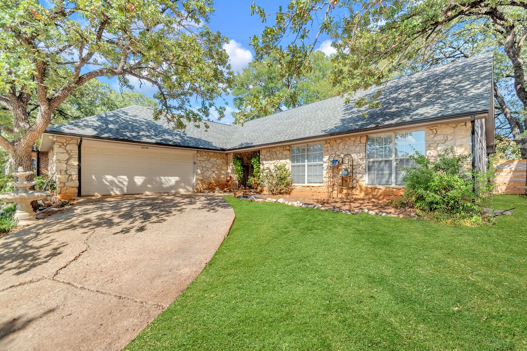 2225 Ridgedale Drive, Arlington, TX 76013 — photo 2